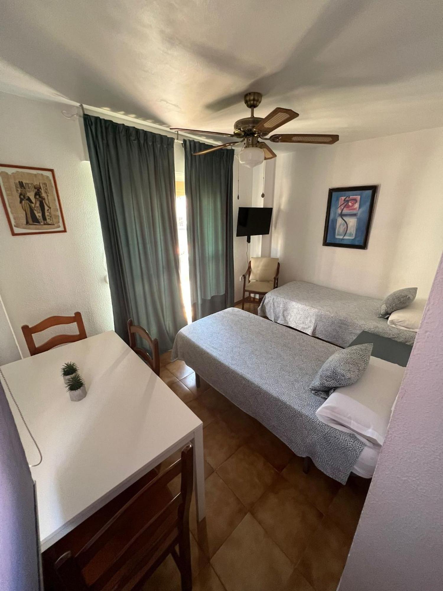 Apartamentos Playa Bajondillo Torremolinos Chambre photo